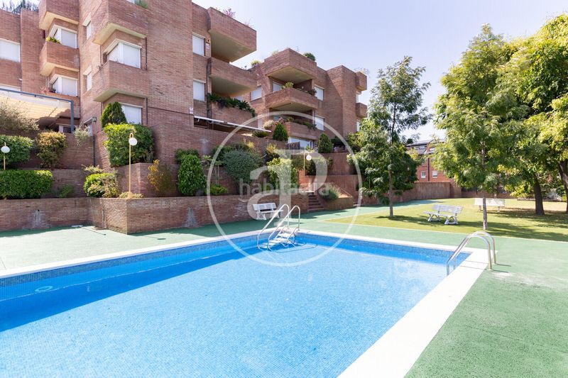 Foto 36e1182b-d73c-49f1-9ed8-5bfd89eb7a48. Pis amb calefacció aparcament piscina a Eixample Sant Cugat del Vallès