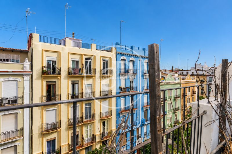 Foto f7fe425d-0e54-4014-ae45-4587774e682b. Pis a Russafa Valencia