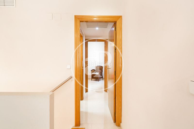 Foto 68c7b68d-8401-47db-8720-0e89094e86de. Location duplex avec chauffage dans La Seu Valencia