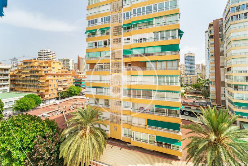 Foto 194d0ab6-7670-4cbd-ab1e-c55777b36c98. Pis amb calefacció a Playa Levante Benidorm