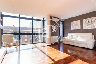 Miete Etagenwohnung  Calabria. Piso en alquiler en calle calabria eixample esquerra