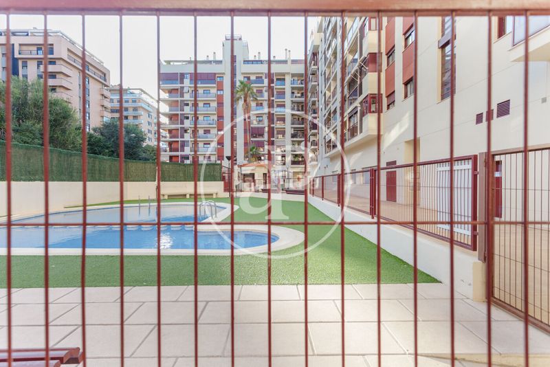 Foto 8141b075-c977-4b96-be2e-b8990f787bba. Rent flat with heating parking pool in Penya-Roja - Avda. Francia Valencia