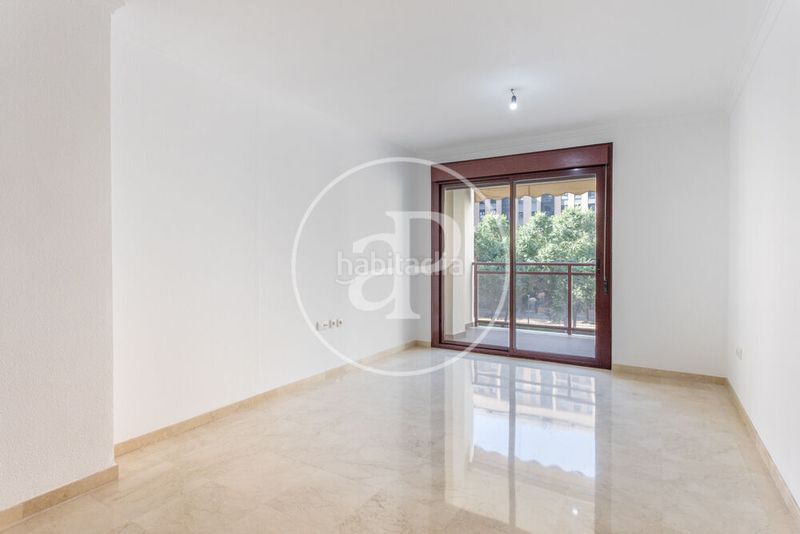 Foto a7be0ffc-ffe3-4e46-8ed5-6a2e431346fa. Rent flat with heating parking pool in Penya-Roja - Avda. Francia Valencia