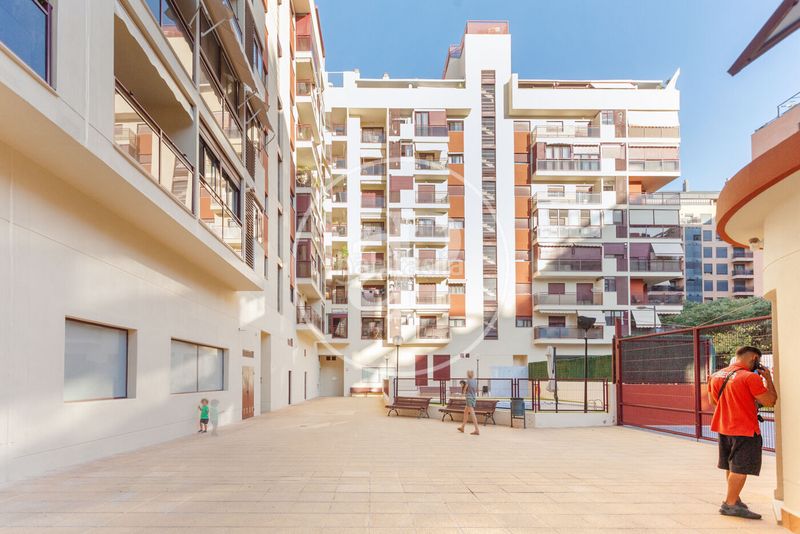 Foto d3fe9f66-1e53-43d9-9d33-e19b6446a663. Rent flat with heating parking pool in Penya-Roja - Avda. Francia Valencia