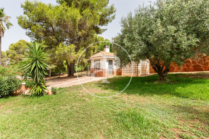 Foto 30f5e4e3-f732-45c8-ac99-bbc91cced4d9. Casa villa independiente en venta en calicanto e en Torrent