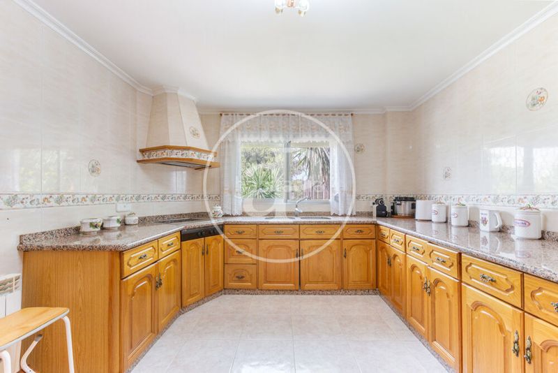 Foto 48877ace-11d9-4542-b6d2-eb2c70b5ae0c. Casa villa independiente en venta en calicanto e en Torrent