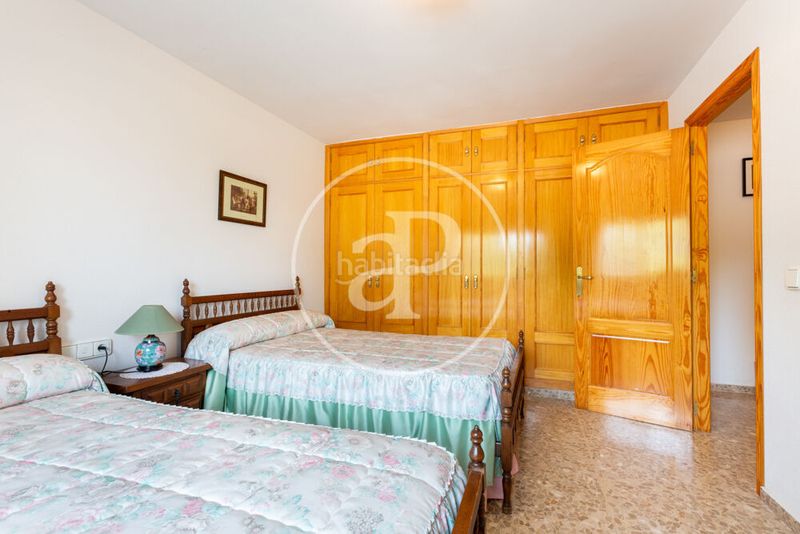 Foto a6d3d2a2-10d8-4952-bfce-a7a6c4a39c5c. Casa villa independiente en venta en calicanto e en Torrent