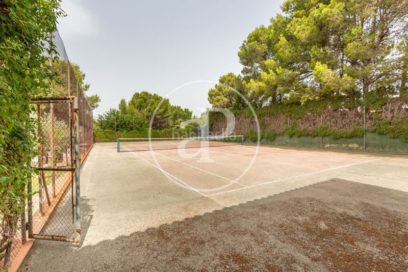 Foto eebf35aa-7981-42eb-97e0-8544fff3af5e. Casa villa independiente en venta en calicanto e en Torrent