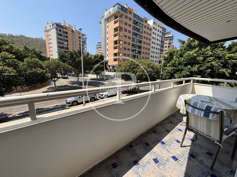 Foto fed433b0-321e-4509-882a-5f8641fd25a8. Pis amb calefacció aparcament piscina a Playa Poniente Benidorm