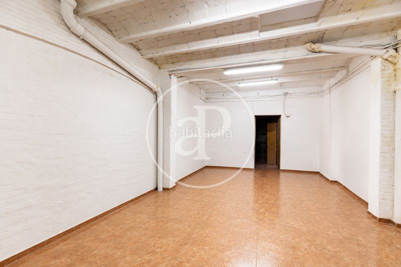 Foto 432ee69f-f5fb-43e4-a079-563a713c0135. Casa pareada casa en venta en les corts en Sant Ramon - Maternitat Barcelona