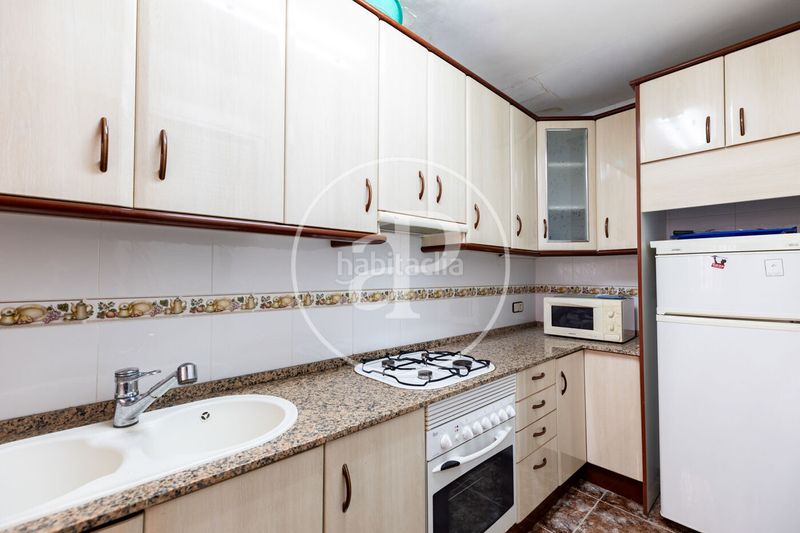 Foto 79f3c0cf-4e70-452b-8880-29ab74c738f4. Casa pareada casa en venta en les corts en Sant Ramon - Maternitat Barcelona