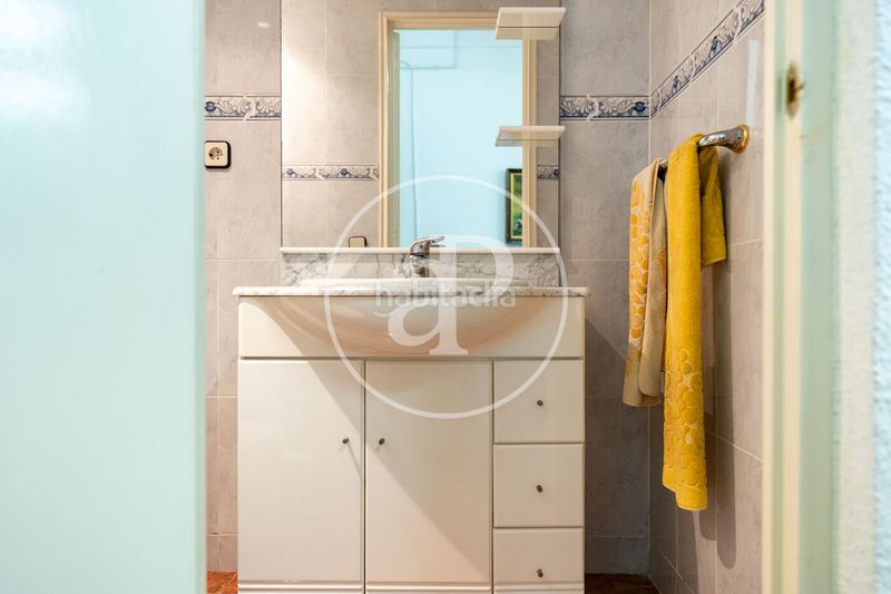 Foto c42ab1c6-11e7-47f0-96fa-08963c78513f. Casa pareada casa en venta en les corts en Sant Ramon - Maternitat Barcelona