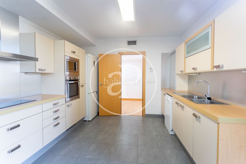 Foto e32fd463-5892-43c4-8ea9-e2e3881aabde. Affitto appartamento con riscaldamento parcheggio in Mataró
