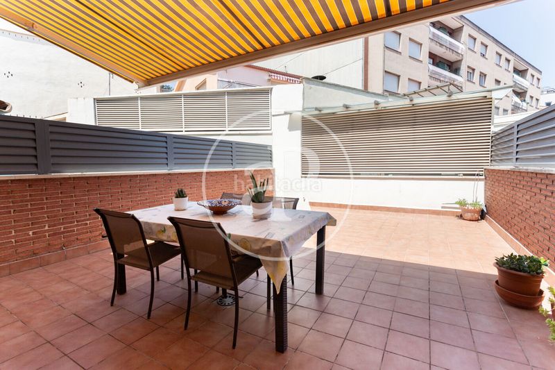 Foto 149eb28b-7e55-40a4-943c-10f22ad0d5ea. Casa adosada casa en venta en Catalunya - Fontetes Cerdanyola del Vallès