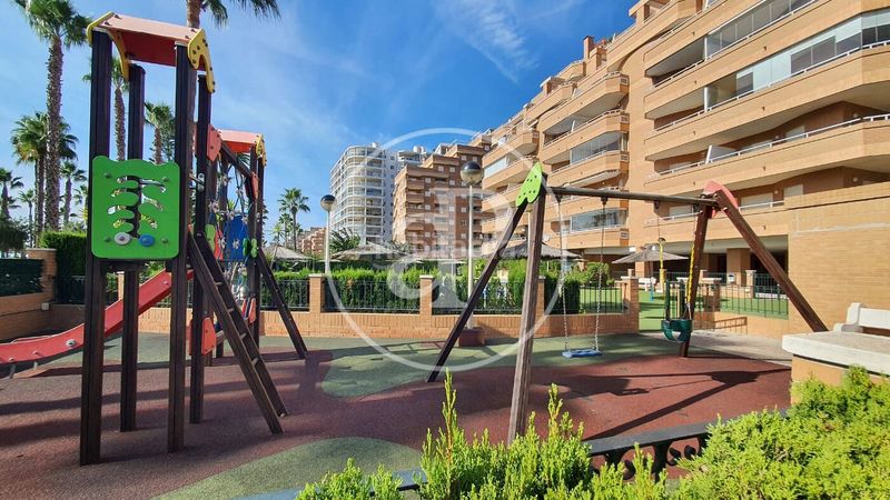 Foto 03def2af-bee6-4a98-be9b-5c58d85d808f. Pis amb calefacció aparcament piscina a Vista Mar Oropesa del Mar