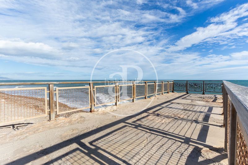 Foto ce52f300-6e71-4185-853e-aa1fe152b105. Pis amb calefacció aparcament piscina a Vista Mar Oropesa del Mar