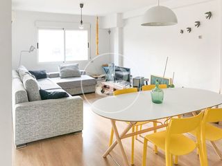 Rent Flat in Torrefiel. Piso en alquiler en torrefiel