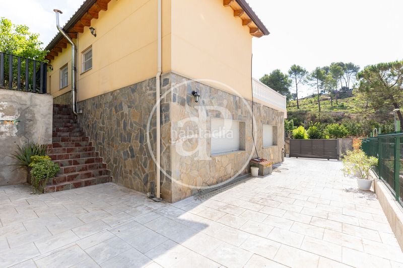 Foto 6bfa6f7c-82a4-4da0-81dd-2a57658422a1. Casa amb calefacció aparcament a Sant Muç Rubí