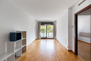Appartamento  Carrer de cartagena. Piso con terraza en venta en sagrada familia