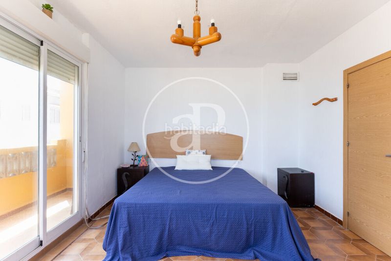 Foto 176bbed5-f89c-4c92-9fac-5f5eef87f2cd. Casa adossada amb calefacció aparcament a Mareny de Barraquetes Sueca