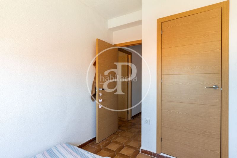 Foto ee79c7c6-94c2-4ccf-a05c-23961ee147fa. Casa adossada amb calefacció aparcament a Mareny de Barraquetes Sueca