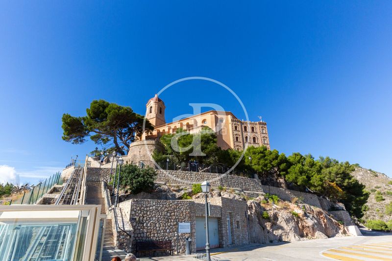 Foto aaa4dc7f-ccfc-4623-8843-98377d706119. Casa aparellada amb calefacció a pueblo de Cullera Cullera