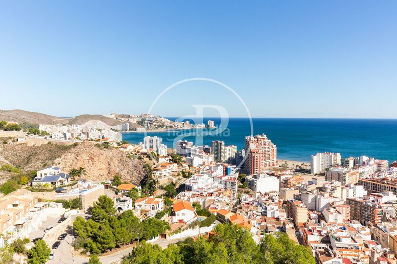 Foto b9140e36-2152-4f8c-b669-f804fb1e2c8f. Casa aparellada amb calefacció a pueblo de Cullera Cullera