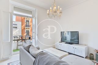 Miete Etagenwohnung  C. de puerto rico. Piso en alquiler en russafa