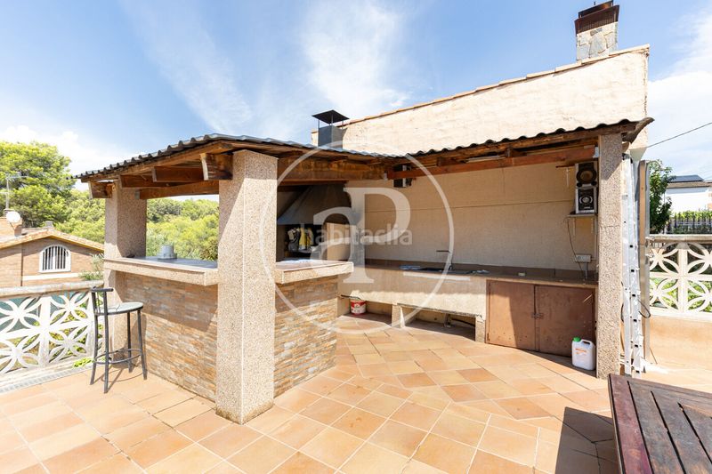 Foto 0a5a1d66-6cf7-43c0-8149-e1bbc4a898e3. Pis amb calefacció aparcament piscina a Els Avets-Can Serrafossà-Ximelis Rubí