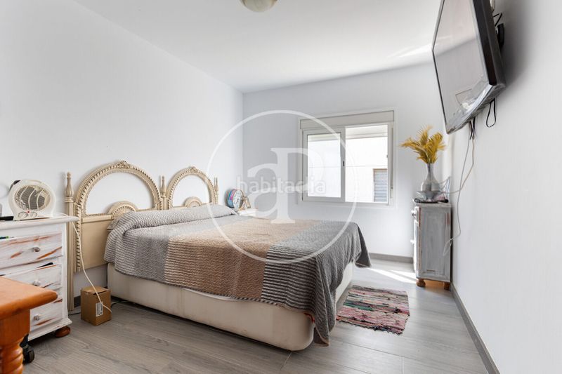 Foto a57e1c89-fcce-4a5e-9dcb-e33b27f12ac4. Pis amb calefacció aparcament piscina a Els Avets-Can Serrafossà-Ximelis Rubí
