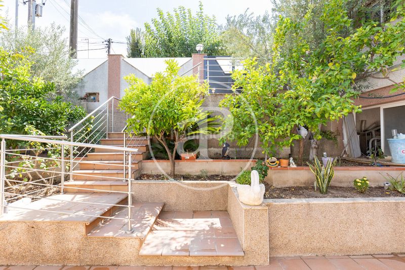Foto b114128f-ce0e-478e-882e-f10d04f9ebd7. Pis amb calefacció aparcament piscina a Els Avets-Can Serrafossà-Ximelis Rubí