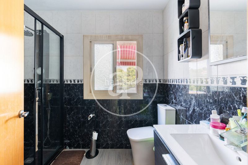 Foto f336d489-f2df-4778-a0fa-97cc6d0418fe. Pis amb calefacció aparcament piscina a Els Avets-Can Serrafossà-Ximelis Rubí