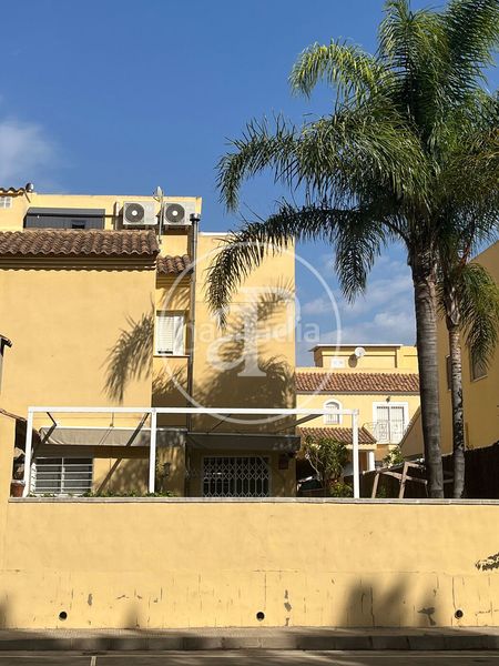 Foto a3cf5b74-3c00-4844-adf8-eafb8c39b5ce. Casa aparellada amb calefacció aparcament piscina a Godelleta