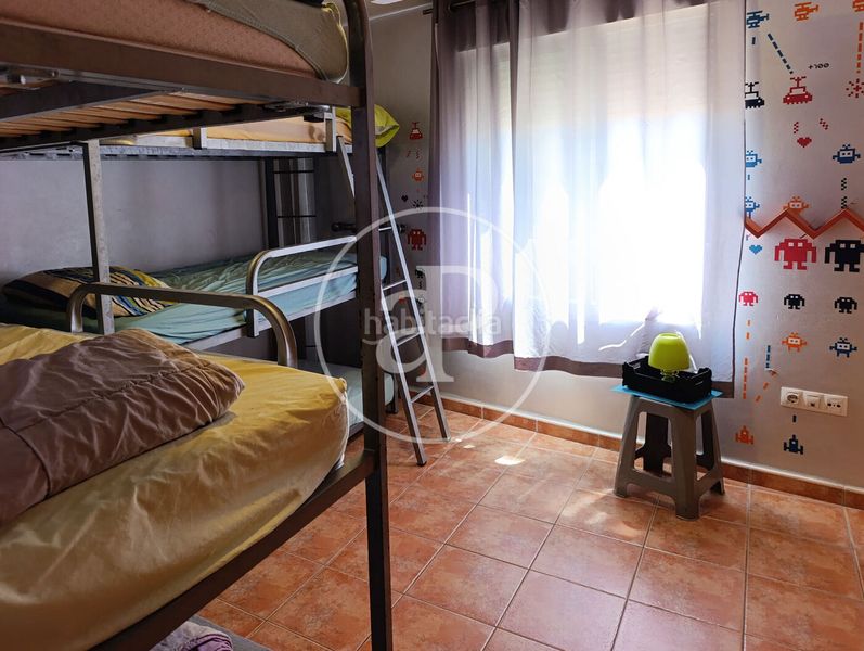 Foto 1a676253-265c-4403-ae82-aa87a695b3d3. Casa adossada amb aparcament piscina a Playa-Ben Afeli Almazora / Almassora