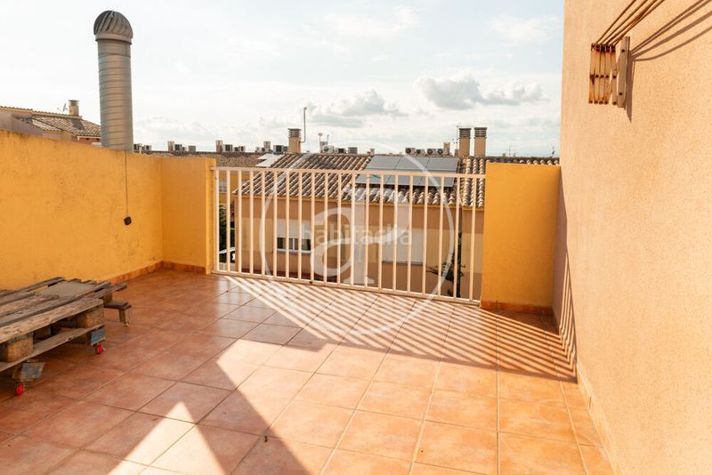 Foto 5a855e30-3e40-4da0-873f-d1730e3cb35d. Semi detached house with parking pool in Playa-Ben Afeli Almazora / Almassora