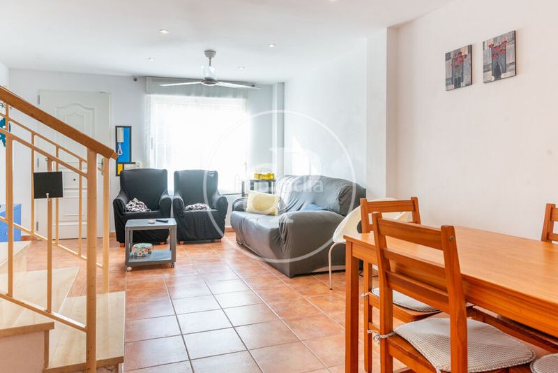Foto a61f6504-a88e-4157-aa16-110b9ff12a38. Semi detached house with parking pool in Playa-Ben Afeli Almazora / Almassora