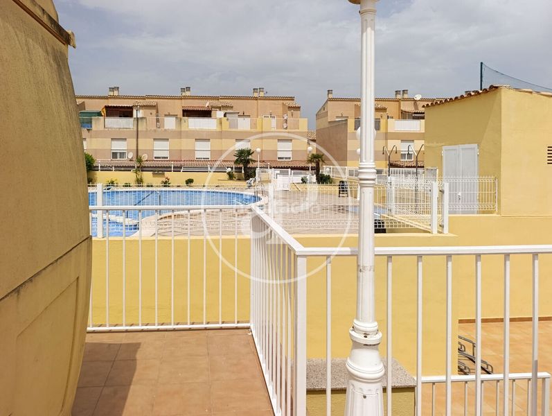 Foto d9f46329-55dd-45b1-9150-2f0a22488962. Casa adossada amb aparcament piscina a Playa-Ben Afeli Almazora / Almassora