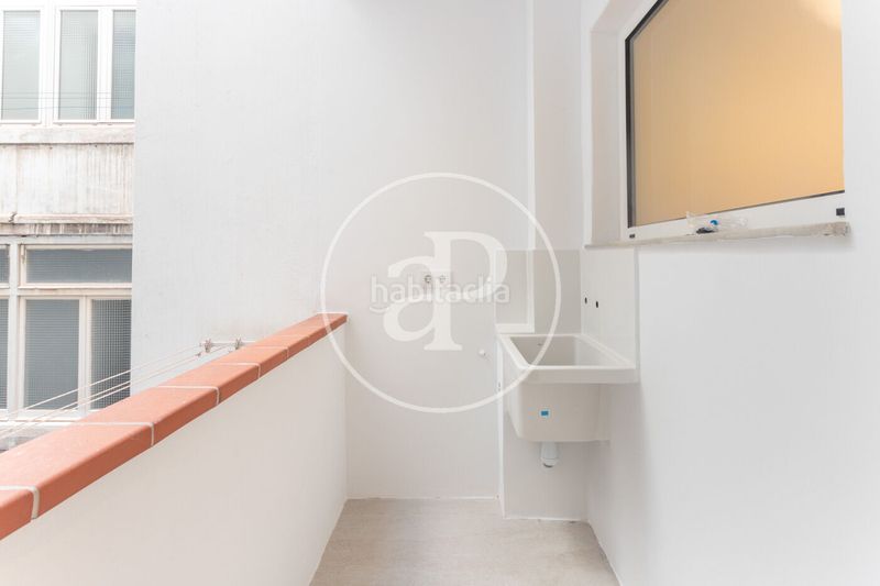 Foto da08fe46-7342-4699-9352-744055b3a4e1. Alquiler piso  en alquiler en avenida roma, eixample en Barcelona