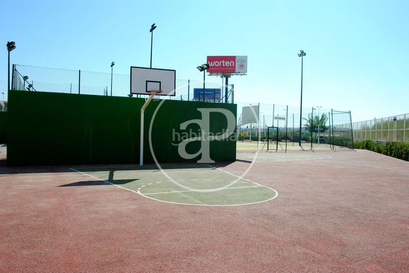 Foto 2f2b634b-1d00-408c-90dc-fc5c43f9ae72. Rent flat with heating parking pool in La Patacona Alboraya