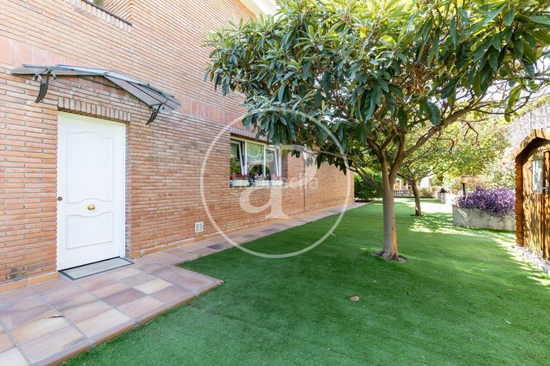 Foto e7af1785-e0da-4e13-a7c4-7536f768e06d. Casa amb calefacció aparcament piscina a Bellaterra