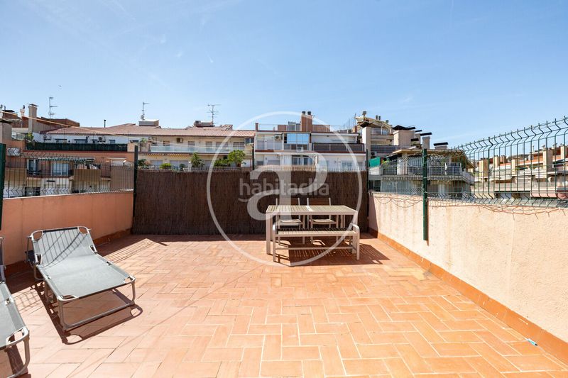 Foto 3c83f77a-e878-4398-b2ce-5da28efaa04b. Àtic amb calefacció a La Nova Esquerra de l´Eixample Barcelona