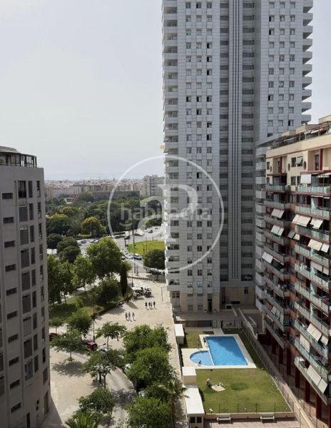 Foto ad5bfda4-47a5-4e64-974b-7c588decf5b7. Àtic amb calefacció aparcament piscina a Penya-Roja - Avda. Francia Valencia