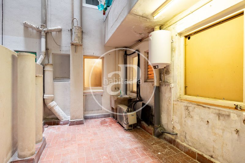 Foto 87e73b6e-0a4c-4124-b926-1dd9d74bf9e3. Pis amb calefacció a La Nova Esquerra de l´Eixample Barcelona