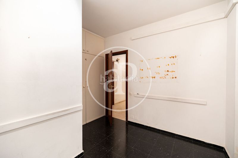 Foto c0d73af1-21fa-49a2-8fe2-4b656204120f. Pis amb calefacció a La Nova Esquerra de l´Eixample Barcelona