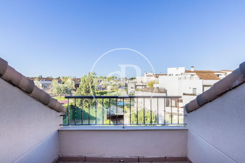 Foto 5597d709-2d81-4b0a-b822-51aefe7764eb. Zweistöckige wohnung mit heizung parking pool in Torre en Conill-Cumbres de San Antonio Bétera