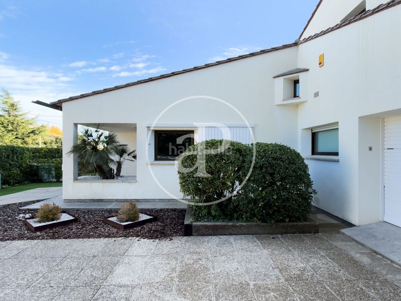 Foto 6c29d415-b95a-4895-bf72-d14e5d591716. Casa amb calefacció aparcament a Matadepera