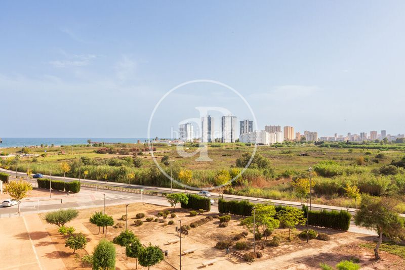 Foto 0df1d65a-8ffb-4e5b-a8ce-a24d14013586. Etagenwohnung mit parking pool in Playa del Puig El Puig de Santa Maria