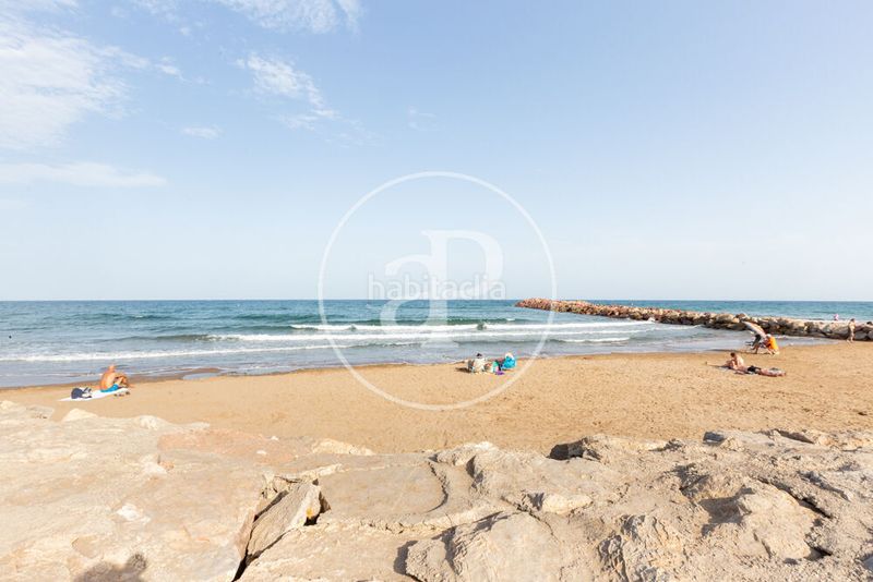 Foto aebf4b84-8a8d-4106-85b4-04ca0f5a0c2a. Etagenwohnung mit parking pool in Playa del Puig El Puig de Santa Maria