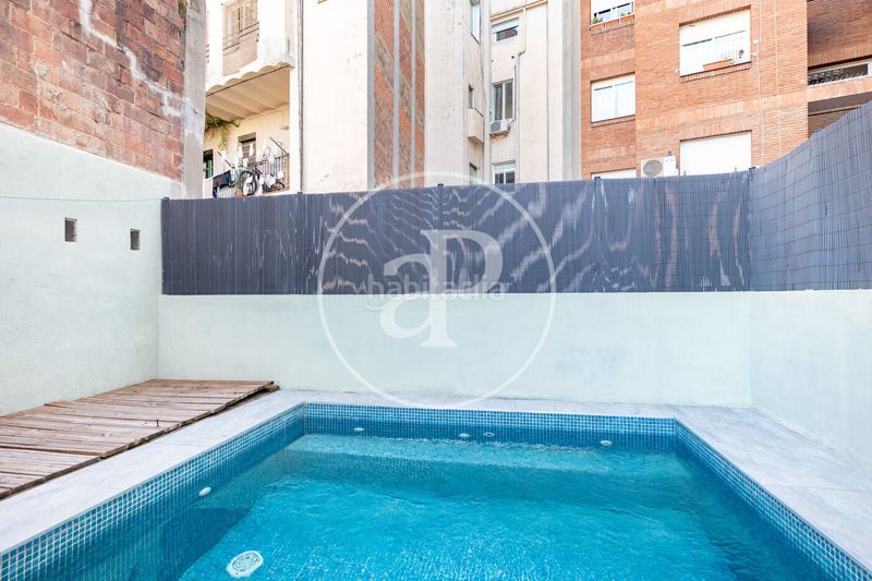 Foto 4a816492-82cf-4c28-bc3f-cfb364b26892. Casa amb calefacció piscina a Putget - Farró Barcelona