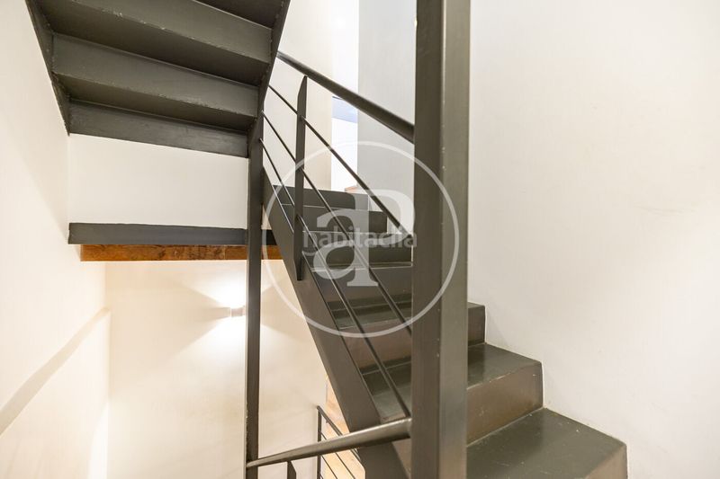 Foto 52bb2491-c1f9-4b17-8c21-f57a7a29e300. Casa amb calefacció piscina a Putget - Farró Barcelona